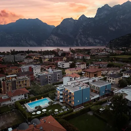 Otel Sport & Relax Torbole Sul Garda